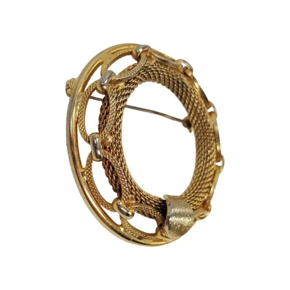 Vtg Round Mesh Chain Brooch Pin Gold Tone Nautical Circle Wreath Statement 2-1/8 - Picture 5 of 7